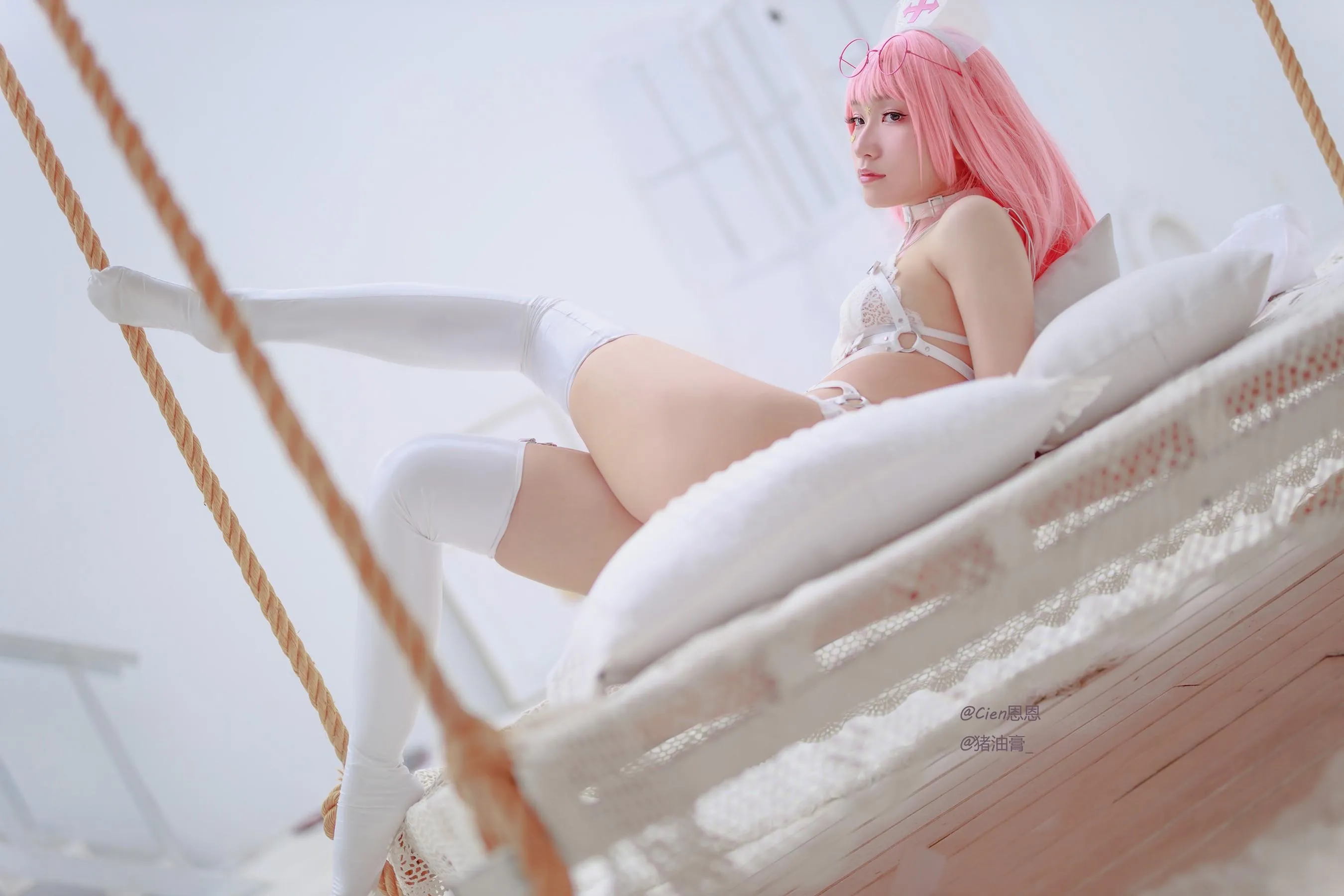 Cien恩恩 – NO.02 护士 [18P]插图2